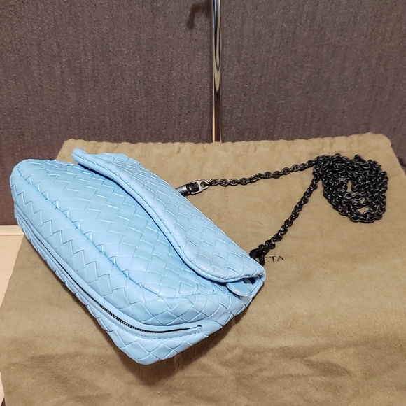 ❗SOLD❗5️⃣9️⃣0️⃣Auth Intrecciato Small Chain - Picture 10 of 15